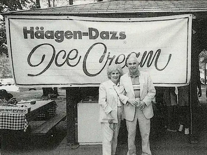 Рубен и Роза Матус рекламируют свое мороженое Häagen-Dazs. Источник: generalmills.com