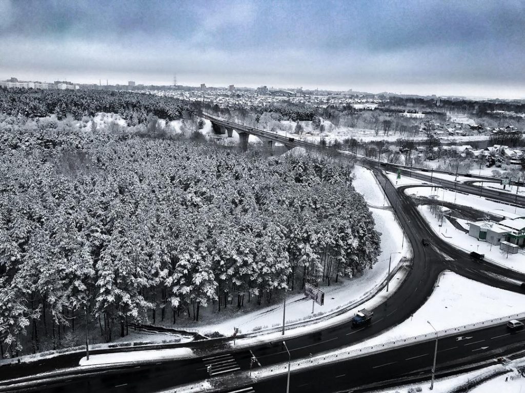 Снег на галаву: 15 здымкаў заснежанага Гродна з Instagram (і адзін заснежаны сабака) Снег на галаву: 15 здымкаў заснежанага Гродна з Instagram (і адзін заснежаны сабака)