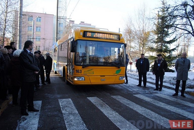 Ссангйонг трансстар автобус