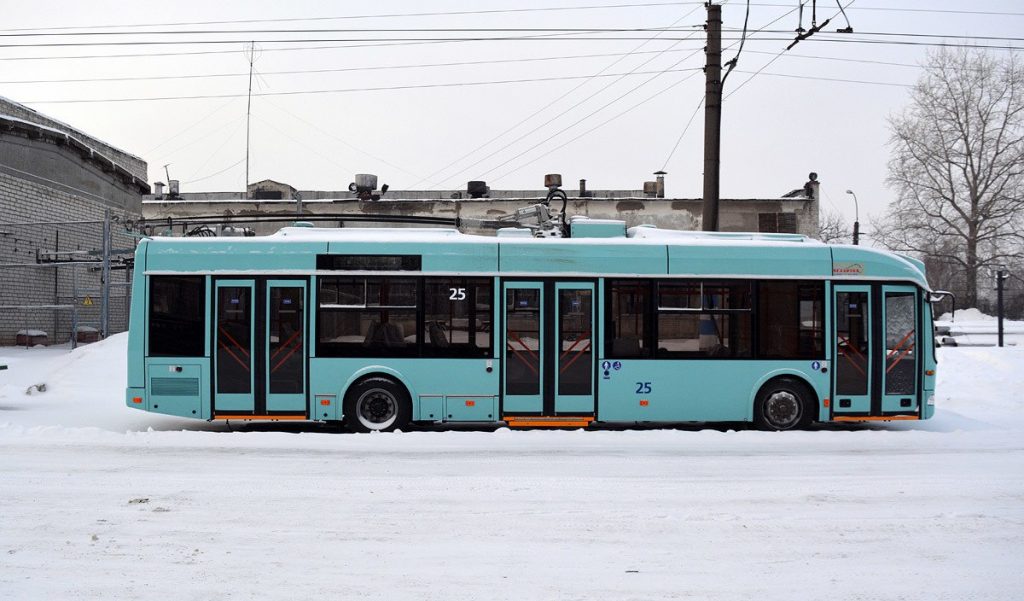 У Гродна прывезлі бескантактавыя тралейбусы: яны стануць пераходным звяном да электробусаў