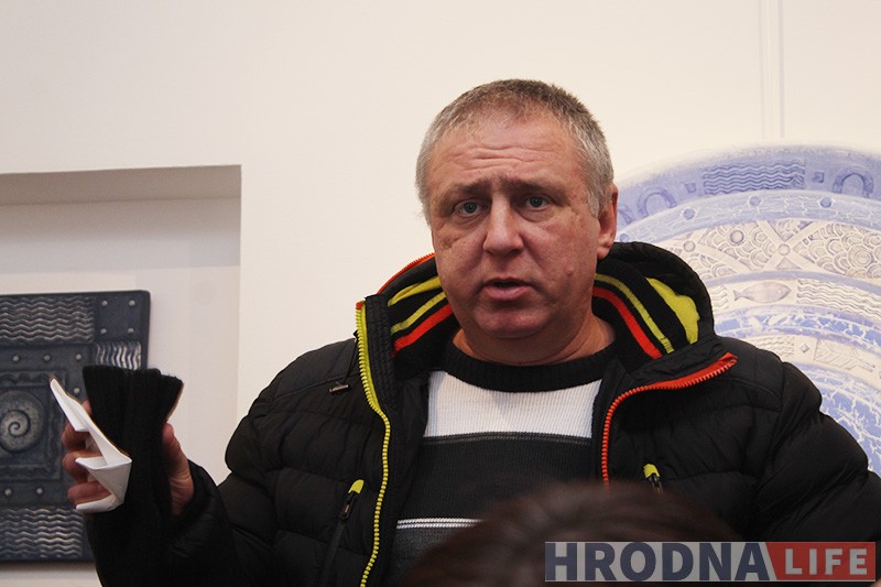 “Дзень добры, я дармаед”. У гродзенскім “Дыскусійным клубе” абмеркавалі Дэкрэт №3 “Дзень добры, я дармаед”. У гродзенскім “Дыскусійным клубе” абмеркавалі Дэкрэт №3