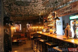 У новым бары Grizzly House чакаюць матацыклістаў і не толькі У новым бары Grizzly House чакаюць матацыклістаў і не толькі