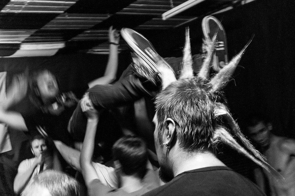 “ДК імя Грэка: фота на памяць”. У бары “Карыца” адкрыецца выстава Яўгена Кандратовіча