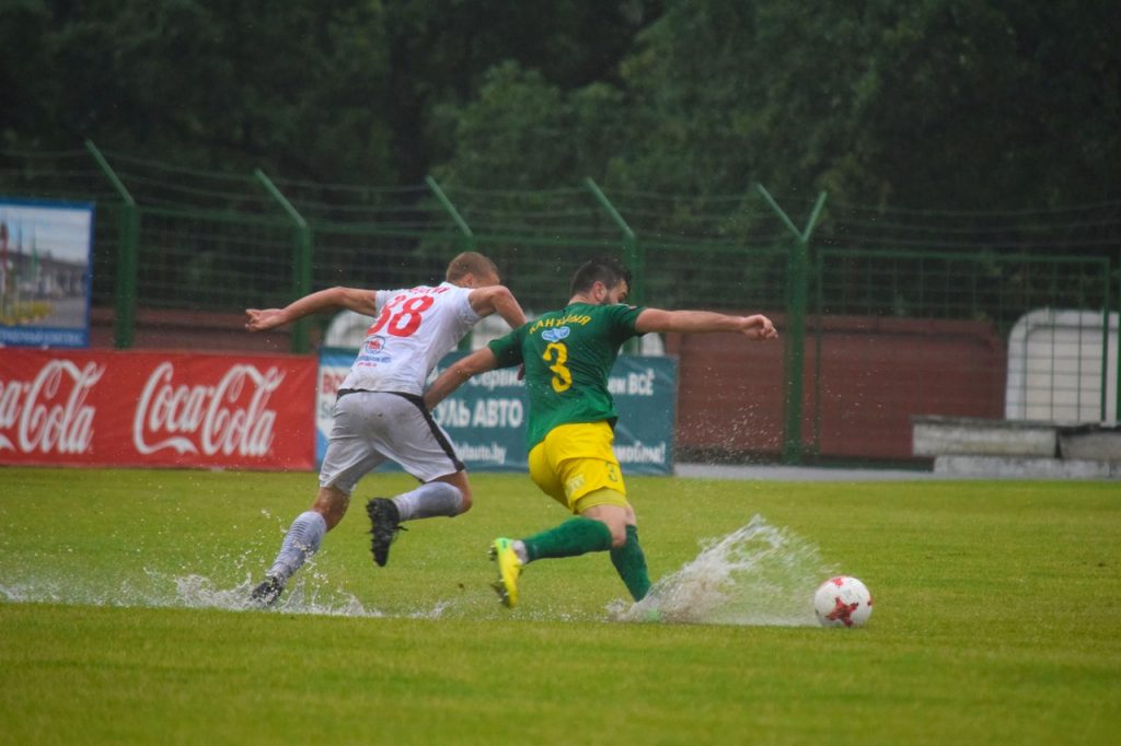 Гол Вячаслава Глеба прынёс "Нёману" перамогу над "Славіяй"