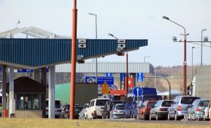 Каля "Брузгоў" ўсталявалі дзве камеры фіксацыі хуткасці: у які бок будуць лавіць часцей? граница збор за перасячэнне мяжы
