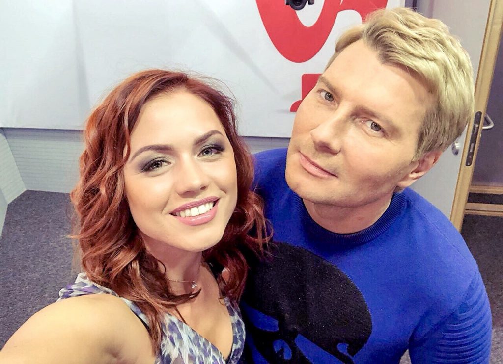 Оля Лета стала спявачкай. І ўжо выступіла разам з Баскавым