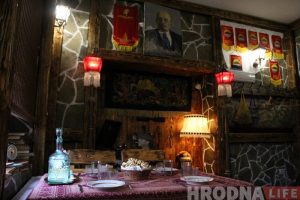 У цэнтры адкрываецца новая кавярня - дзеля яе прыйшлося пераязджаць «Еўрашопу» У цэнтры адкрываецца новая кавярня - дзеля яе прыйшлося пераязджаць «Еўрашопу»