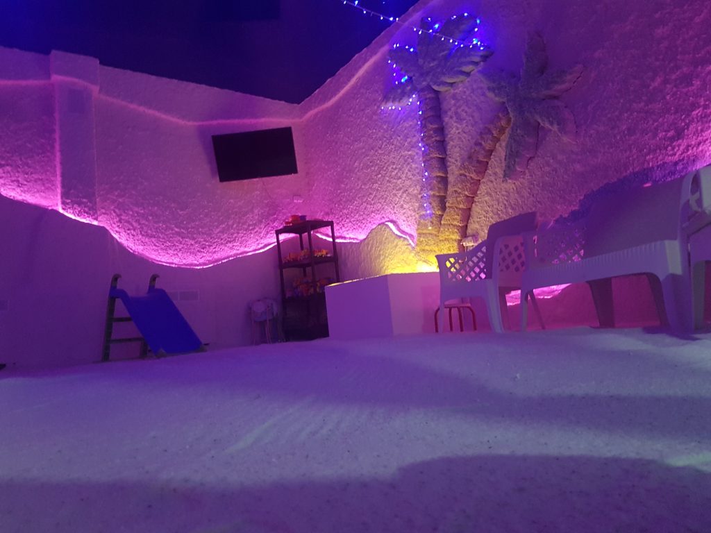 Саляная пячора "Брыз": дыхайце здароўем Саляная пячора "Брыз": дыхайце здароўем