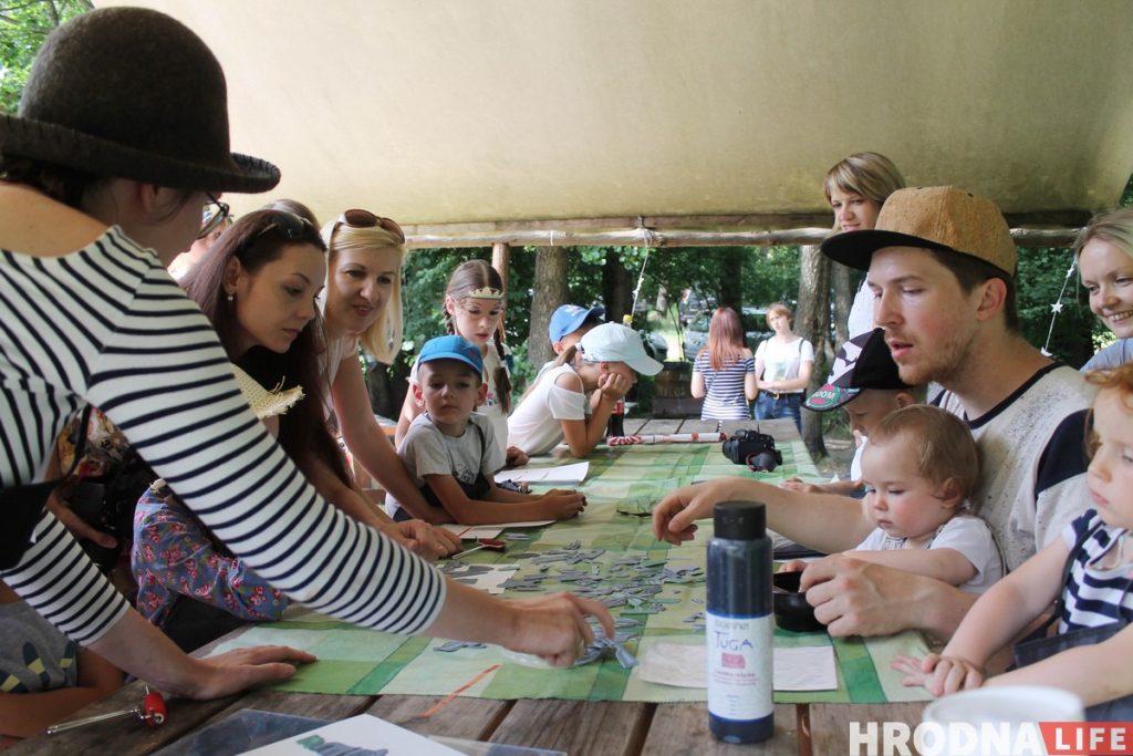 Арт-пікнік для дзяцей (і дарослых) прайшоў на Велесе Арт-пікнік для дзяцей (і дарослых) прайшоў на Велесе