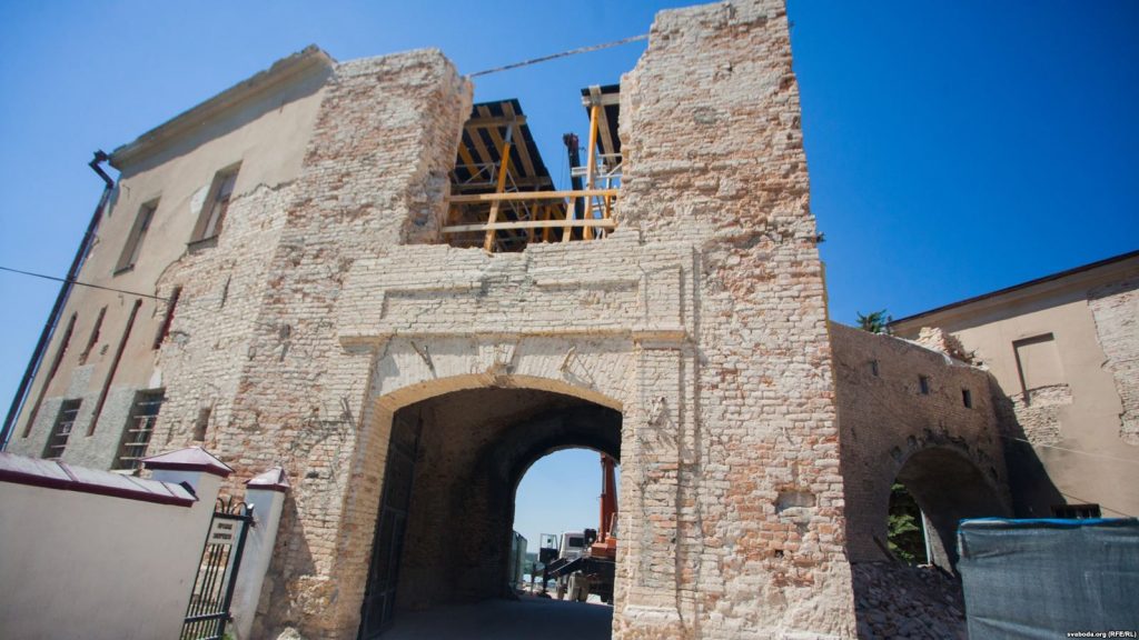 Мінкульт не змог спыніць спрэчную рэканструкцыю. Як уратаваць Стары замак у Гродне