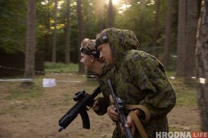 Бі альбо бяжы. Як гродзенцы сталі бежанцамі, а Пышкі - зонай баявых дзеянняў 