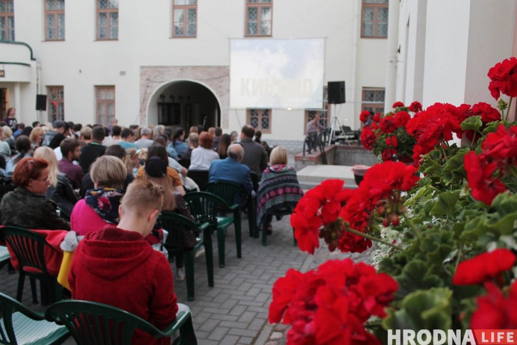 Класічная камедыя з класічнай агучкай. Юбілейны фестываль "Кінемо" праходзіць у Гродне "Кінемо" ў Гродне