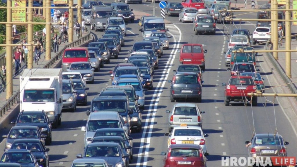 Электрамабілям у Беларусі ўключылі зялёнае святло? Насамрэч, не Электрамабілям у Беларусі ўключылі зялёнае святло? Насамрэч, не