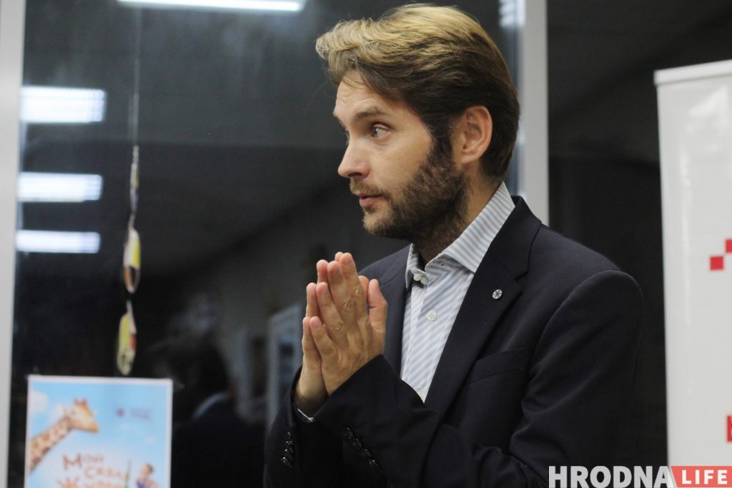 Віктар Марціновіч прэзентаваў раман “Ноч”