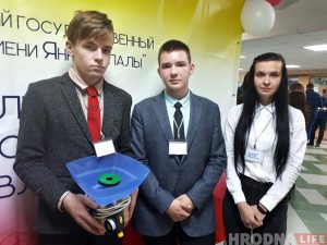 Кантрабандыстка выкарыстала ў "працы" сваю пяцігадовую дачку Кантрабандыстка выкарыстала ў "працы" сваю пяцігадовую дачку