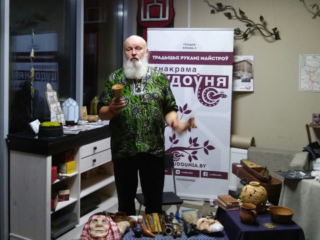 Дзяды, або як аднавіць сувязь з родам. Гутарка з Іванам Кірчуком