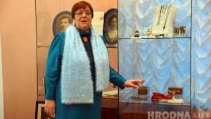 Паштоўкі ад цара, іспанскі крыж і дзённік з малюнкамі: што можна ўбачыць на выставе сям'і Чарнышовых