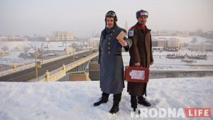 У Гродне незвычайныя паштальёны разносяць лісты з прадказаннямі ад шведскага аракула У Гродне незвычайныя паштальёны разносяць лісты з прадказаннямі ад шведскага аракула