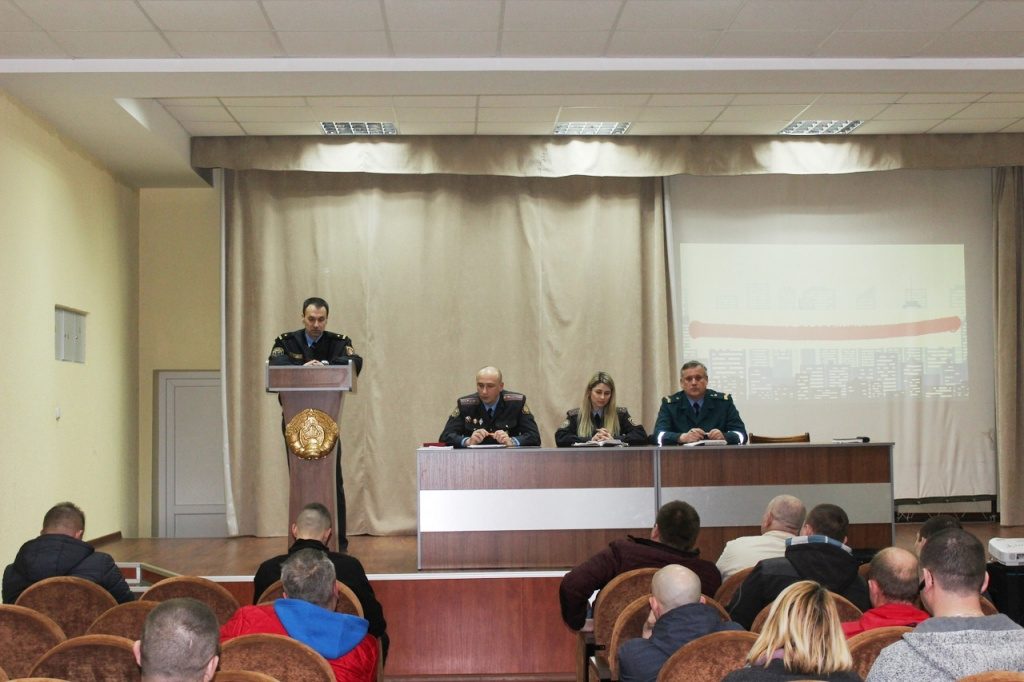 Пасля ўсплёску аварыйнасці ў ДАІ прайшла сустрэча з кіроўцамі таксі Пасля ўсплёску аварыйнасці ў ДАІ прайшла сустрэча з кіроўцамі таксі