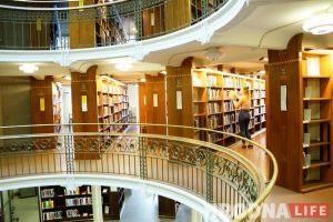 "Апошняя гарадская бібліятэка адкрылася 33 гады таму". Ці паспяваюць гродзенскія бібліятэкі за сусветнымі тэндэнцыямі