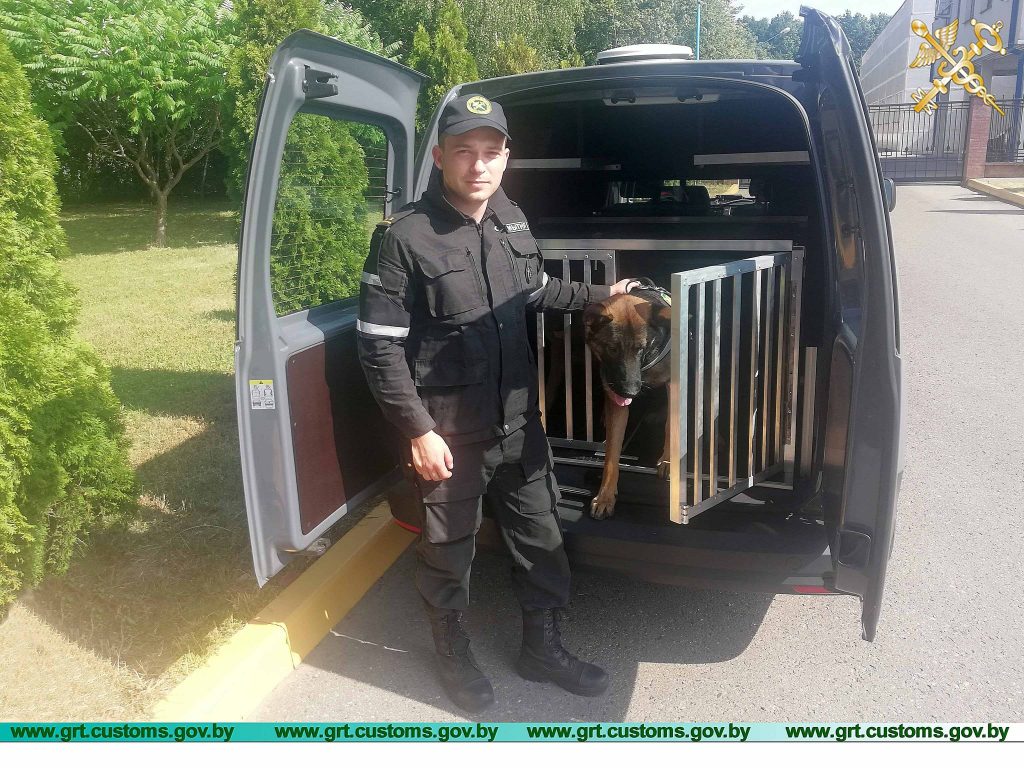 Для гродзенскіх сабак за грошы ЕС купілі аўтамабіль з кандыцыянерам Для гродзенскіх сабак за грошы ЕС купілі аўтамабіль з кандыцыянерам