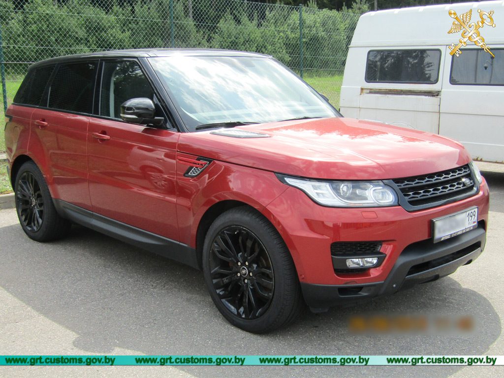 Гродзенскія мытнікі затрымалі красовер. Аказалася, ён у вышуку Інтэрпола Гродзенскія мытнікі затрымалі красовер. Аказалася, ён у вышуку Інтэрпола