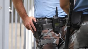 Мінчанін прыехаў у Гродна на хакей і стаў экстрэмістам з-за лічбаў на футболцы Мінчанін прыехаў у Гродна на хакей і стаў экстрэмістам з-за лічбаў на футболцы