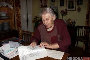 «Толькі прачытала заметку». Як дзяўчына, якой далі 25 гадоў за "палітыку", перадала з лагера ліст у Бернардынскі касцёл «Толькі прачытала заметку». Як дзяўчына, якой далі 25 гадоў за "палітыку", перадала з лагера ліст у Бернардынскі касцёл