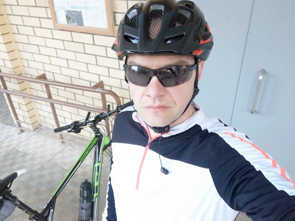 "Суседзі" - самае лепшае, дзе я быў". Максім Зуеў з сям'ёй пяты раз паўдзельнічае ў марафоне