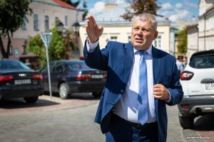 Амаль ідэальная Беларусь: у Гродне бізнесмены спрабуюць зарабляць на бязвізавых турыстах, гарадскія ўлады ім не замінаюць Амаль ідэальная Беларусь: у Гродне бізнесмены спрабуюць зарабляць на бязвізавых турыстах, гарадскія ўлады ім не замінаюць