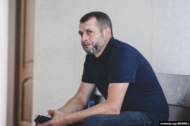 «Павінна быць пажыццёвае зняволенне». Пачаўся працэс аб падвойным забойстве ў школе ў Стаўбцах