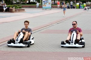 Кіроўца, які скокнуў з моста, у рэанімацыі, у аўтапарку - праверкі. Што знайшлі?