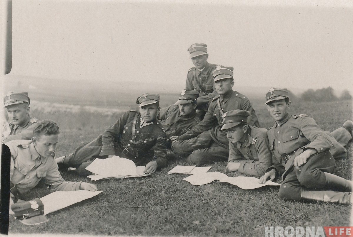 Ушли в 1939 на войну с немцами и не вернулись: большая фотоистория 76-полка им. Людвика Нарбута из Гродно