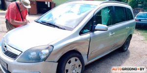 На М6 ў Лідскім раёне чарговая трагедыя: кіроўцу фуры выкінула з кабіны, ён загінуў на месцы (абноўлена) На М6 ў Лідскім раёне чарговая трагедыя: кіроўцу фуры выкінула з кабіны, ён загінуў на месцы (абноўлена)