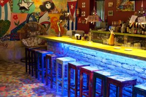 Як Калючынская не стала тусовачнай вуліцай: чаму жыхары супраць бараў бар "Куба"