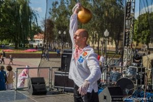 Сям'я з Гродна выйграла аўтамабіль ад "Нёмана"