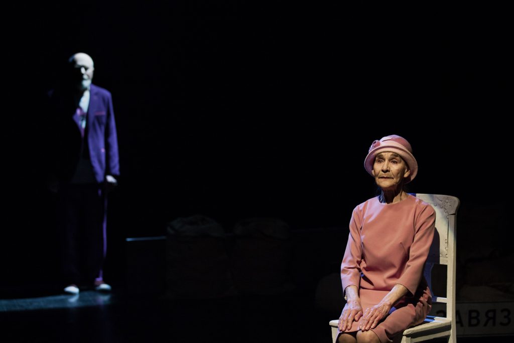 Схадзіць у тэатр не выходзячы з дома: На VOKA пакажуць спектакль «Зямля Эльзы» ў прамым эфіры