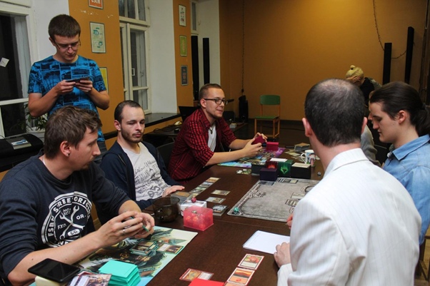 Гульня і навучанне Magic: The Gathering. Картачная гульня Гульня і навучанне Magic: The Gathering. Картачная гульня