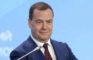 Мядзведзеў: дадатковай дапамогі Беларусі не будзе без агульнай валюты і наднацыянальных органаў Мядзведзеў: дадатковай дапамогі Беларусі не будзе без агульнай валюты і наднацыянальных органаў