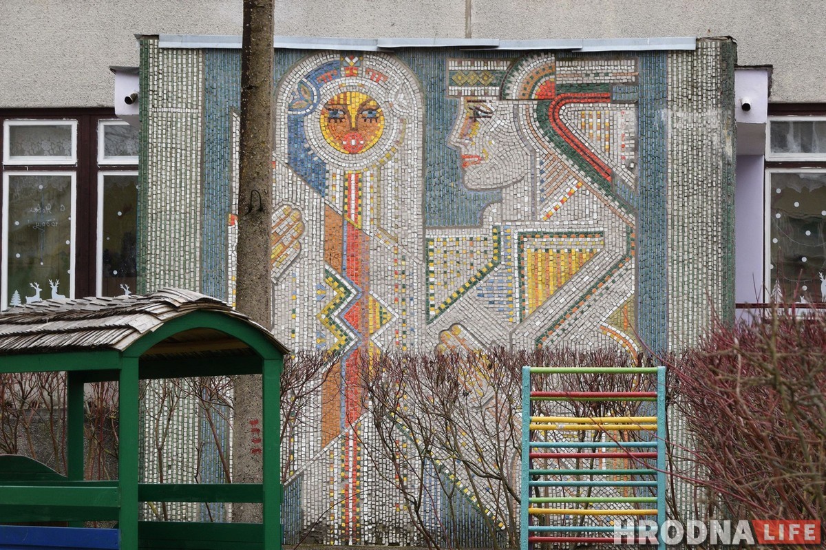 Мозаики, росписи и скульптурные панно. 7 мест Гродно, где увидишь советское монументальное искусство