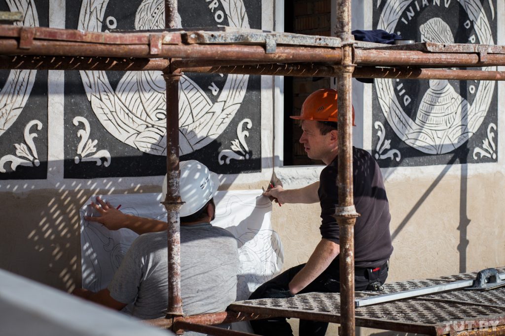 Дзяржкантроль праверыў рэканструкцыю Старога замка - і знайшоў парушэнні