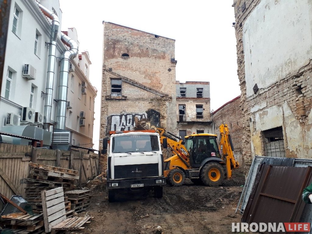 дом муравьева