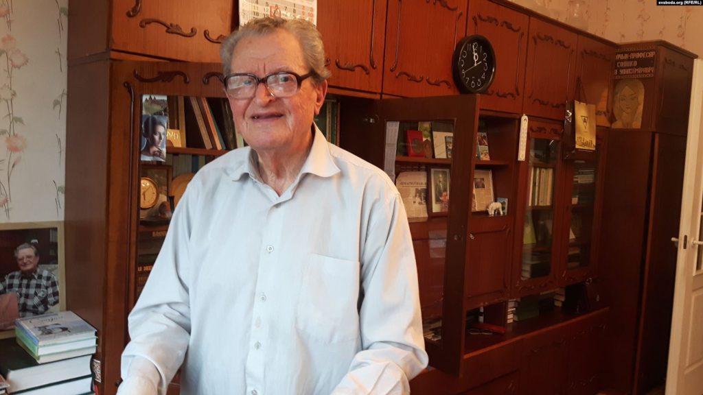 Прынцыпы 90-гадовага філолага Паўла Сцяцко, гродзенца, які змагаецца з русіфікацыяй нашай мовы