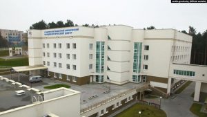 У гродзенскім шпіталі павесіўся пацыент. Напярэдадні ў яго ўзялі тэст на COVID-19 У гродзенскім шпіталі павесіўся пацыент. Напярэдадні ў яго ўзялі тэст на COVID-19