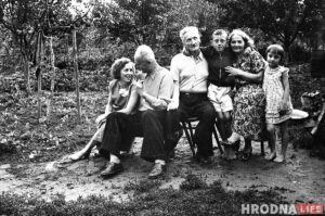 Жаночы раман часоў пандэміі. Серыя 4. "Лета ў Пярэселцы" Жаночы раман часоў пандэміі. Серыя 4. "Лета ў Пярэселцы"