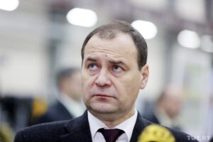 Лукашэнка пра новага прэм'ер-міністра Галоўчанка: "Гэта надзейны чалавек". Хто яшчэ памяняўся ва ўрадзе Беларусі Лукашэнка пра новага прэм'ер-міністра Галоўчанка: "Гэта надзейны чалавек". Хто яшчэ памяняўся ва ўрадзе Беларусі