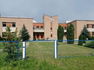 Загадчыца гродзенскага садка №96 звярнулася ў міліцыю: абражаюць і пагражаюць Детский сад №96 в Гродно. Фото: yandex.by/maps