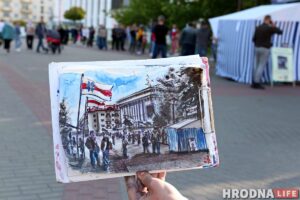 «За атрыманыя сродкі аплацім штрафы». Мастак намаляваў пікет у Гродне і гатовы прадаць малюнак