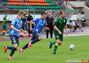 У гульца гродзенскага "Нёмана" - двухбаковая пнеўманія. Каранавірус прыйшоў у беларускі футбол У гульца гродзенскага "Нёмана" - двухбаковая пнеўманія. Каранавірус прыйшоў у беларускі футбол