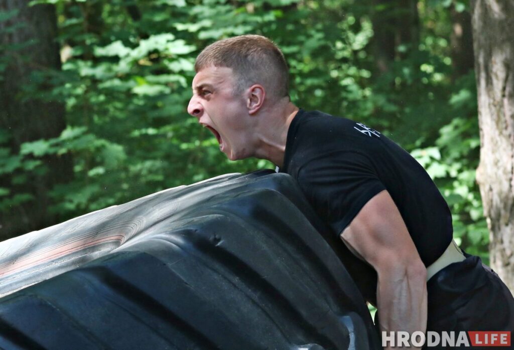 сусветны рэкорд у пераварочванні пакрышкі